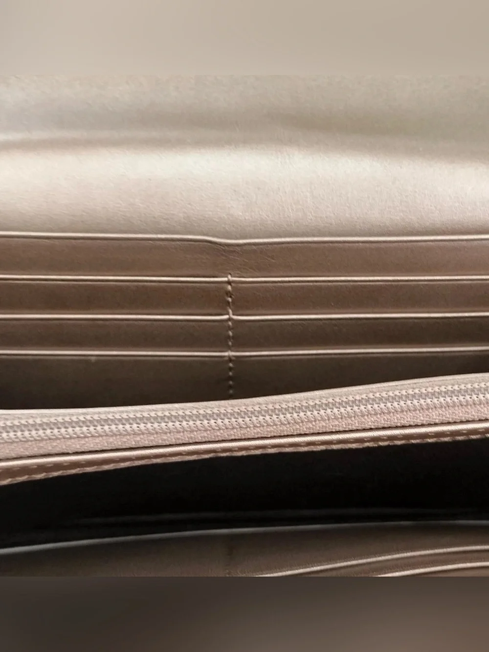 Gucci Heart Long Wallet Leather - Picture 8 of 12